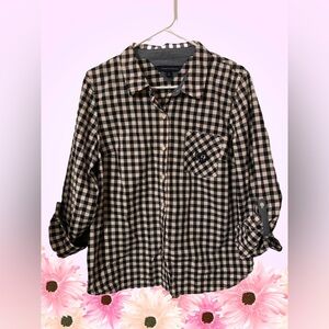 Tommy Hilfiger Blue and Pink Casual Button Down Shirt (Relaxed Fit)